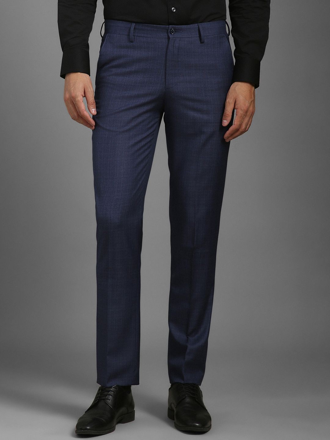 

Louis Philippe Men Checked Slim Fit Mid-Rise Formal Trouser, Navy blue
