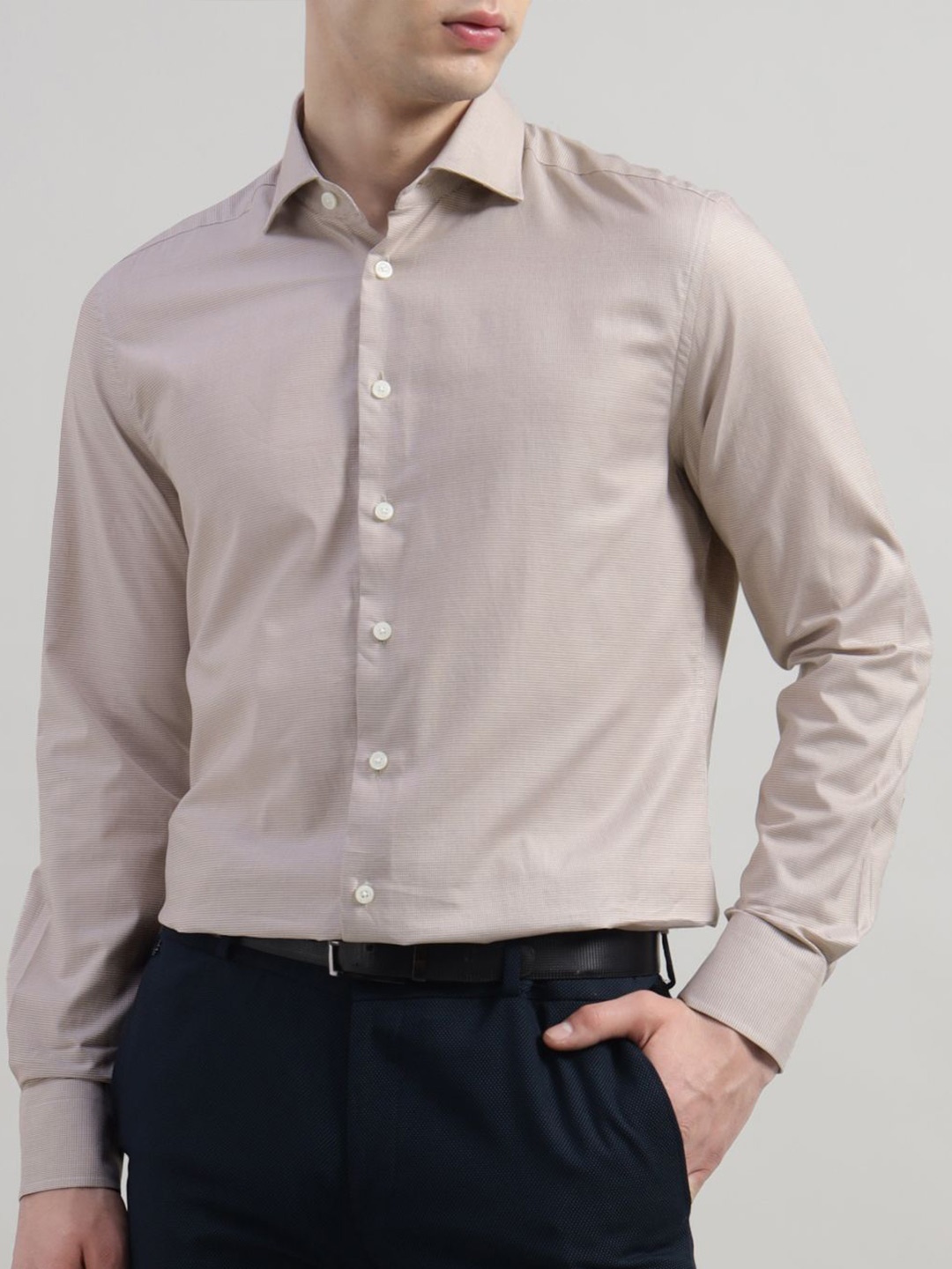 

HACKETT LONDON Men Spread Collar Textured Tailored Fit Cotton Formal Shirt, Beige