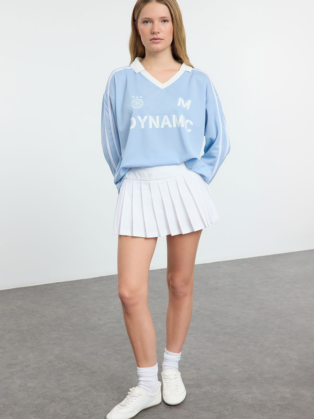 

Trendyol Women Sweatshirt, Na