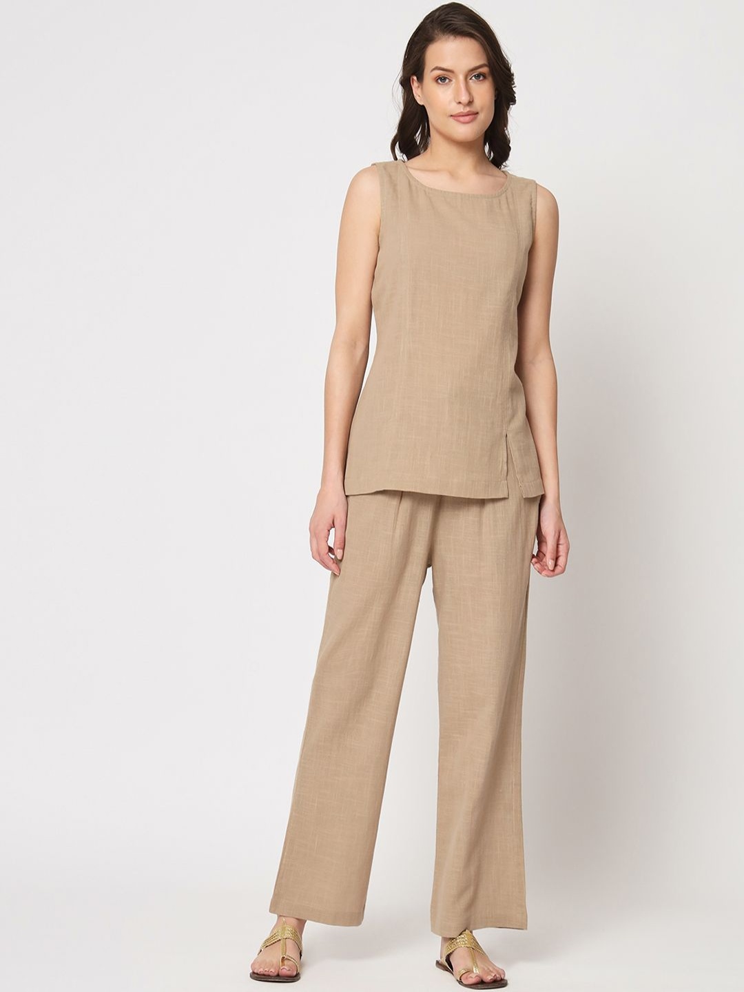 

Thevasa Round Neck Pure Cotton Top And Trousers, Beige