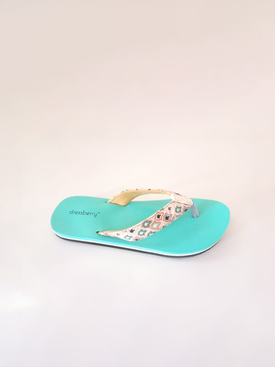 

DressBerry Women Printed Rubber Thong Flip-Flops, Sea green