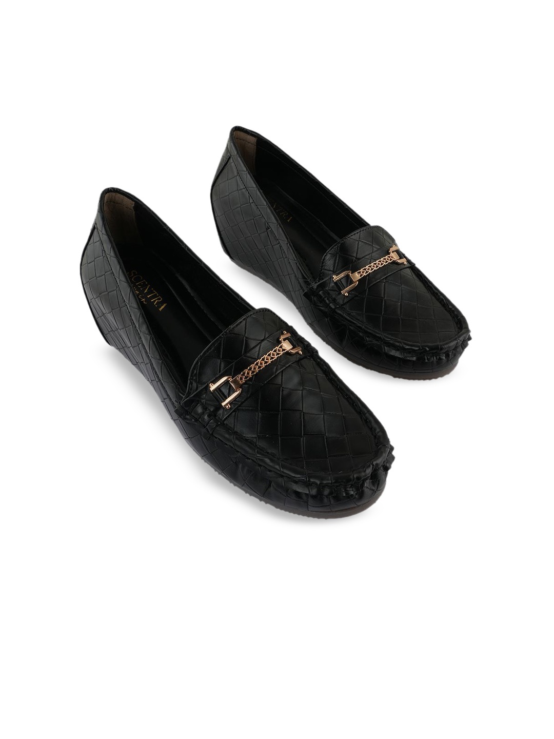

SCENTRA Women Loafers, Black