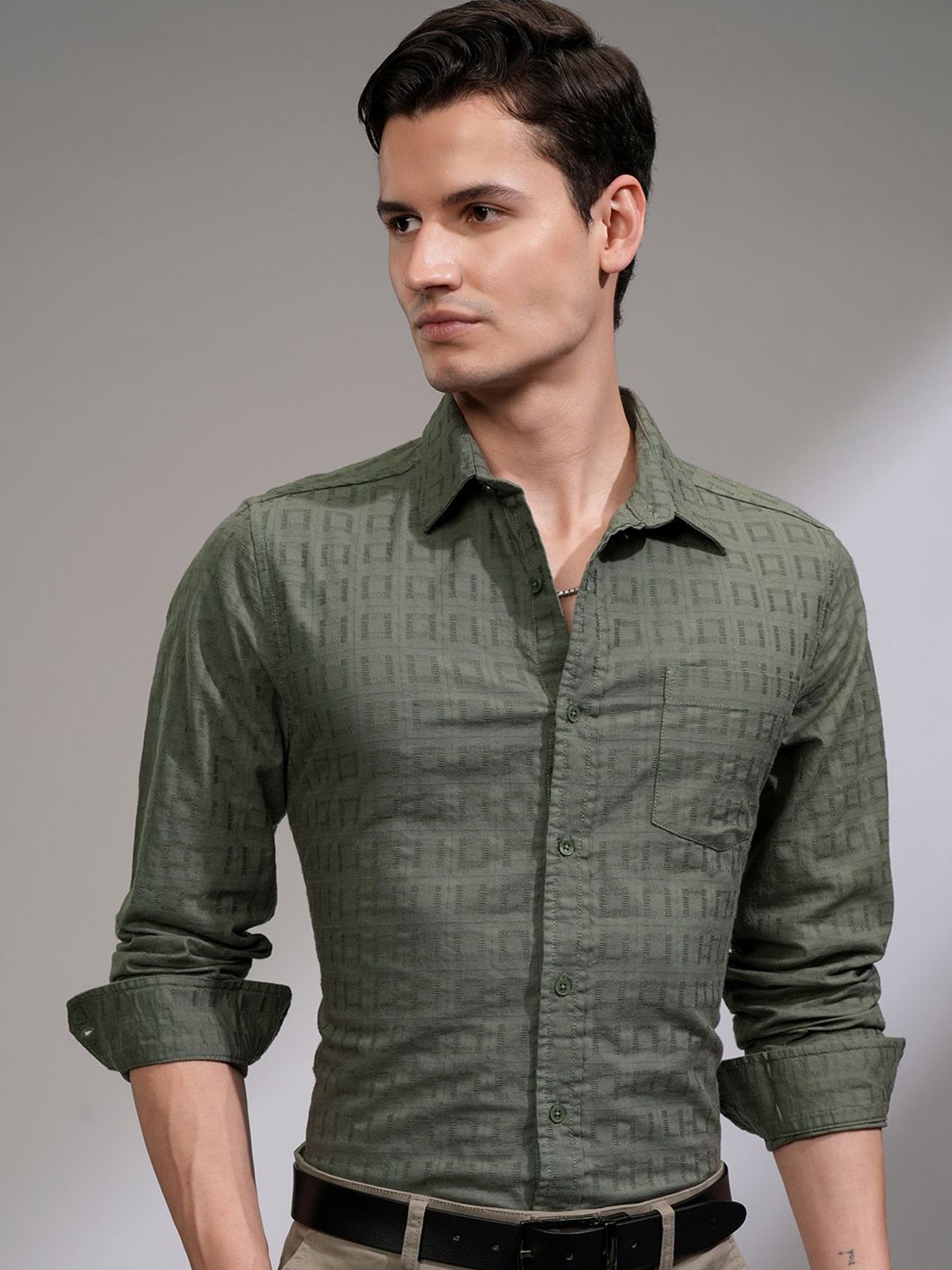 

HIGHLANDER Men Slim Fit Opaque Casual Shirt, Olive