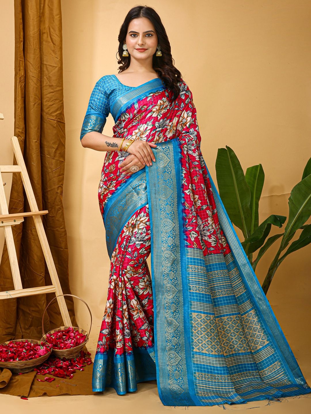 

KALINI Floral Printed Sungudi Saree, Pink