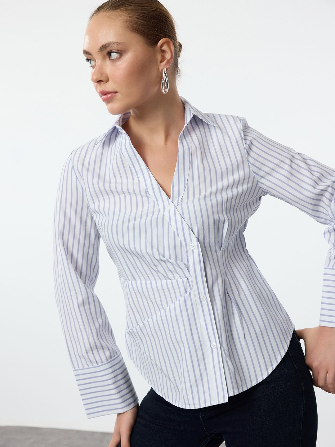 

Trendyol Women Spread Collar Vertical Striped Casual Shirt, White