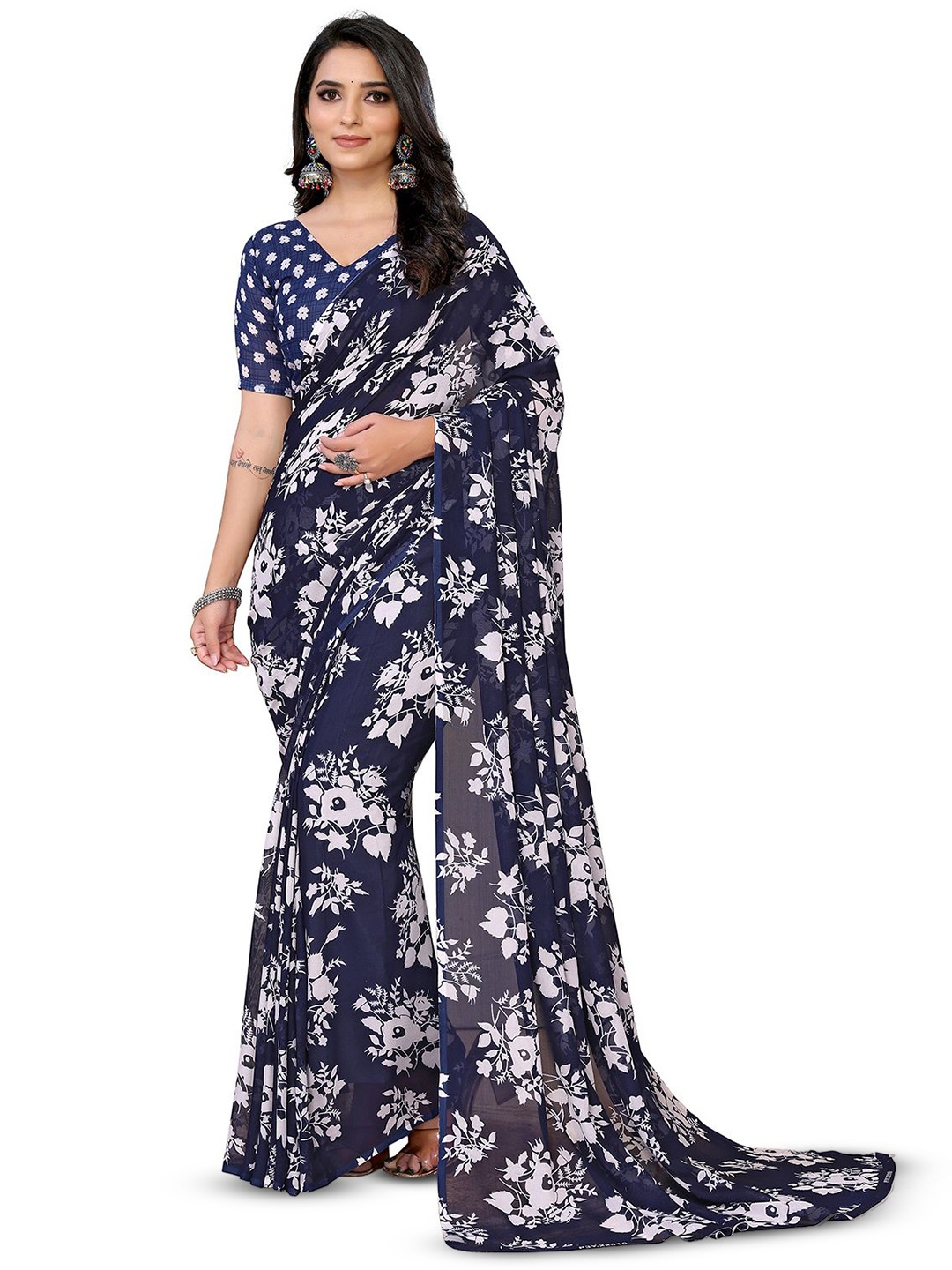 

Moda Rapido Floral Printed Saree, Navy blue