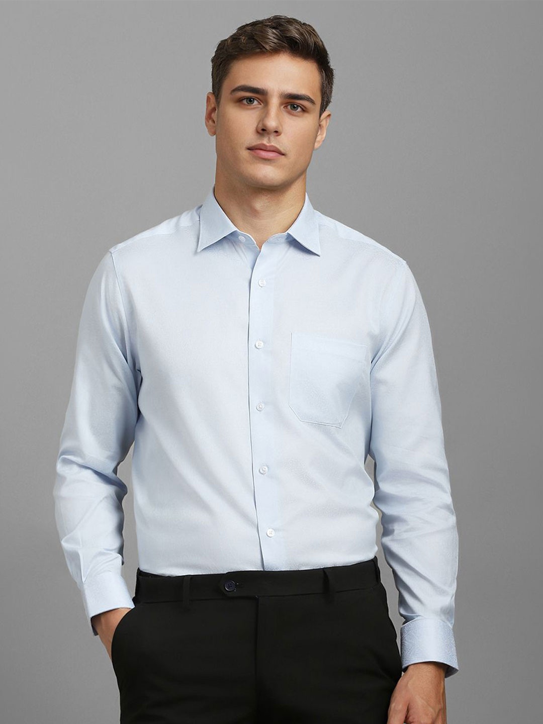 

Louis Philippe Men Classic Fit Spread Collar Solid Cotton Casual Shirt, Blue