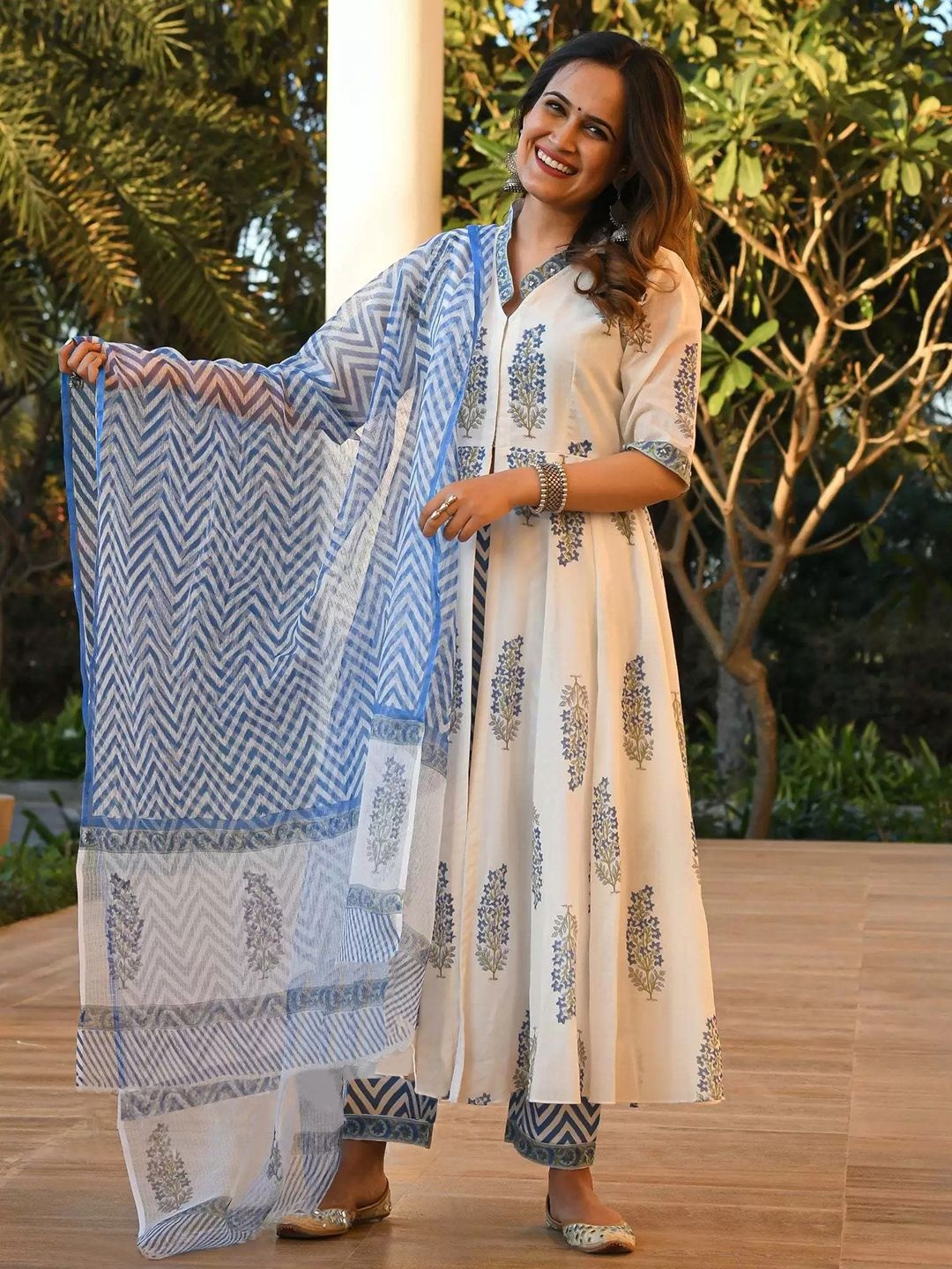 

Moda Rapido Floral Printed V-Neck Anarkali Kurta With Trouser And Dupatta, White