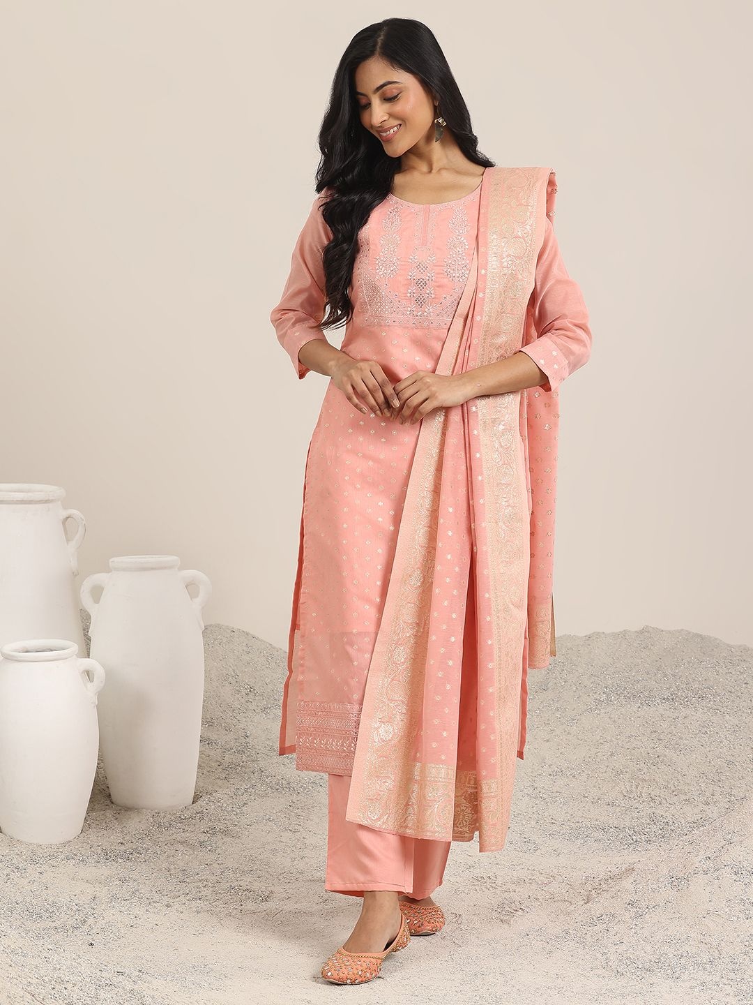 

Libas Women Floral Regular Chanderi Silk Kurta with Trousers & With Dupatta, Peach