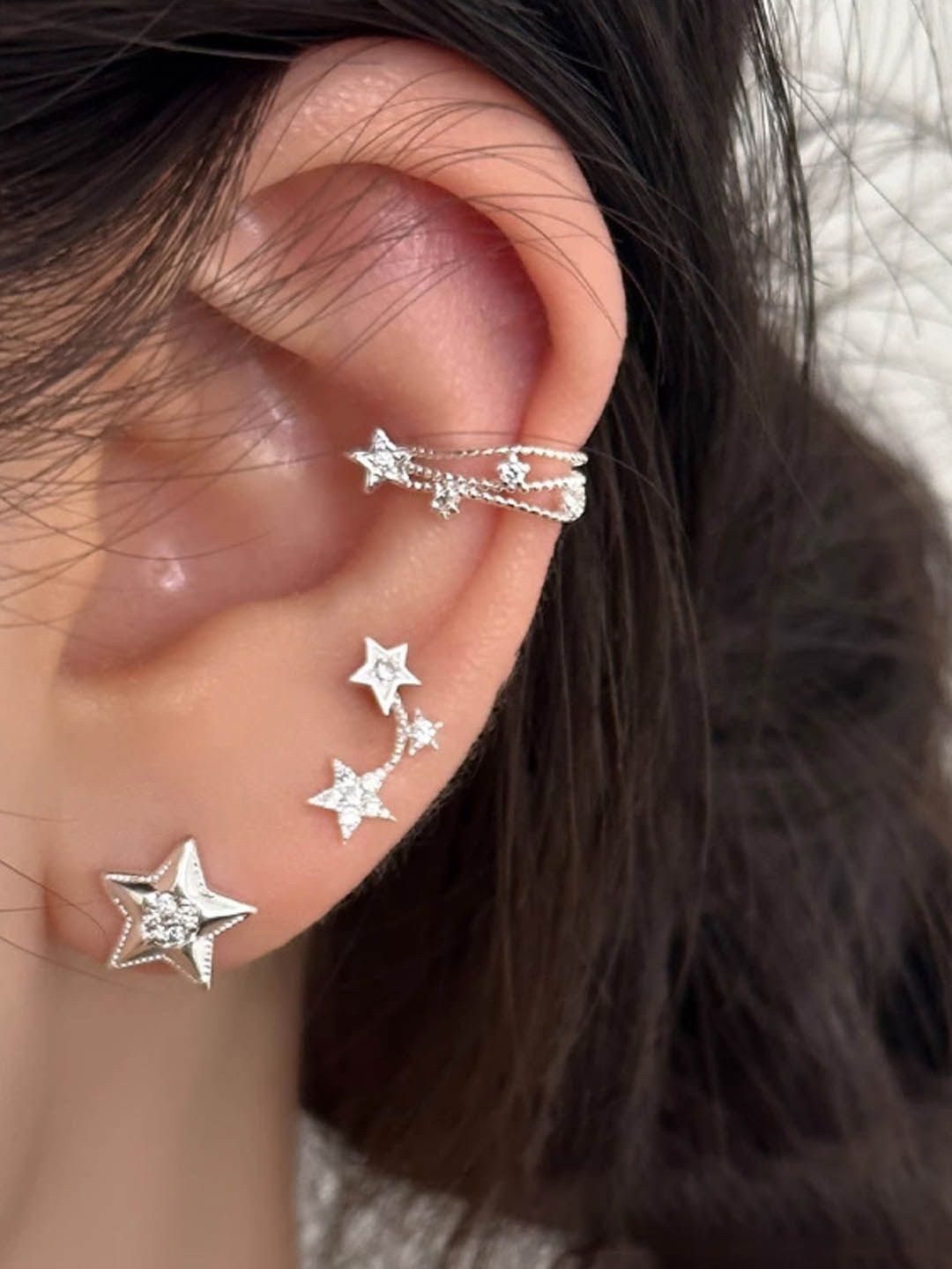 

StyleCast Elegant Silver-Toned Star Shaped Studs