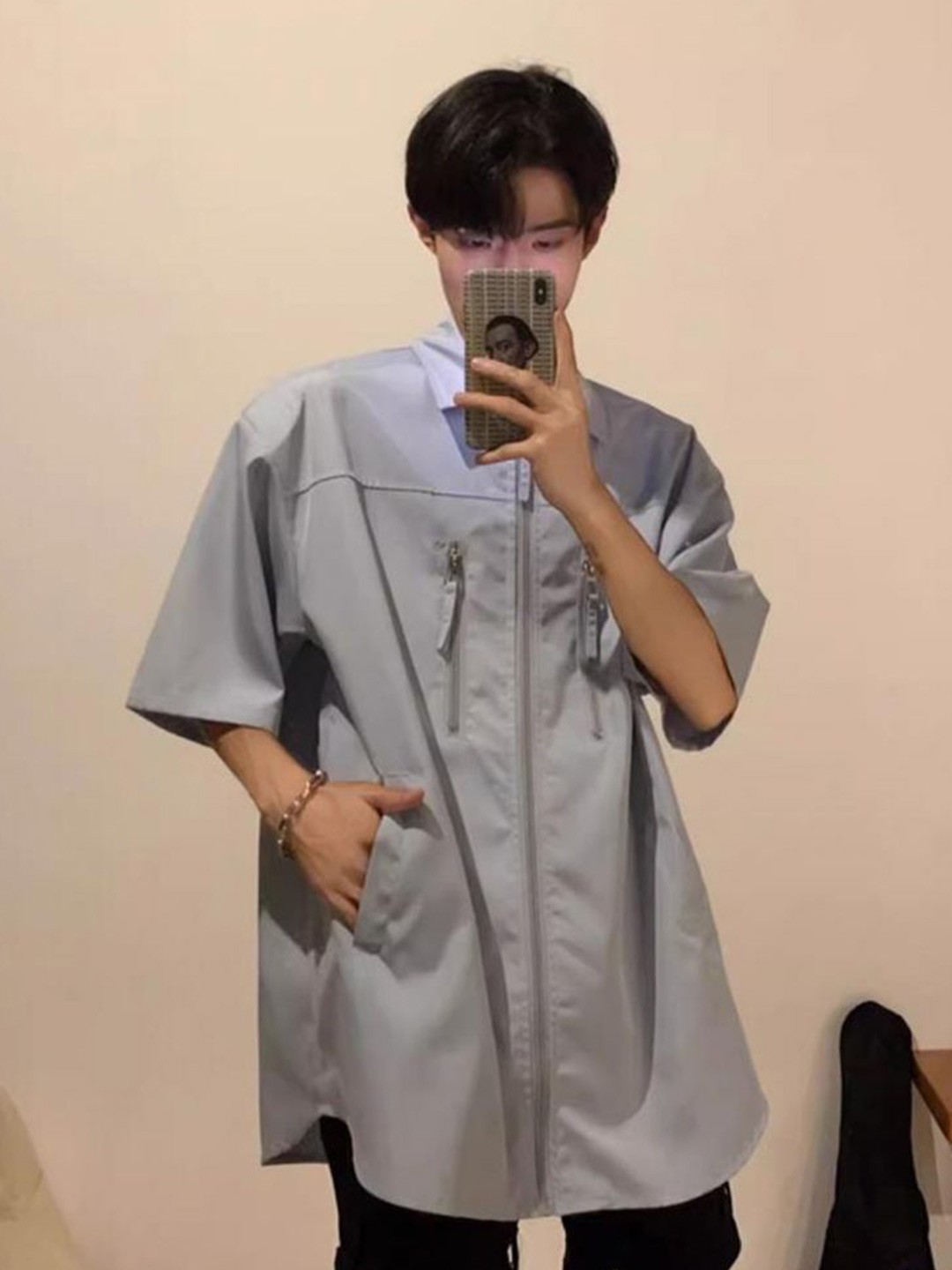 

StyleCast x Revolte Men Oversized Fit Spread Collar Solid Casual Shirt, Grey