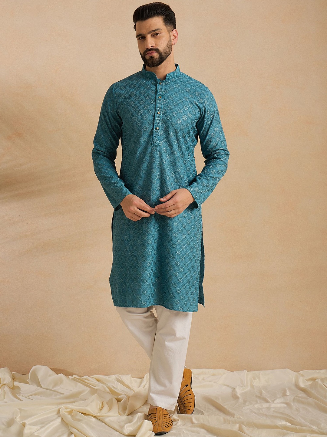 

SWAGG INDIA Floral Embroidered Mandarin Collar Thread Work Straight Kurta, Teal