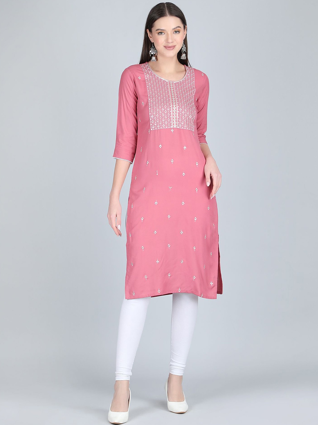 

ANANDITA Floral Embroidered Round Neck Sequinned Straight Kurta, Peach