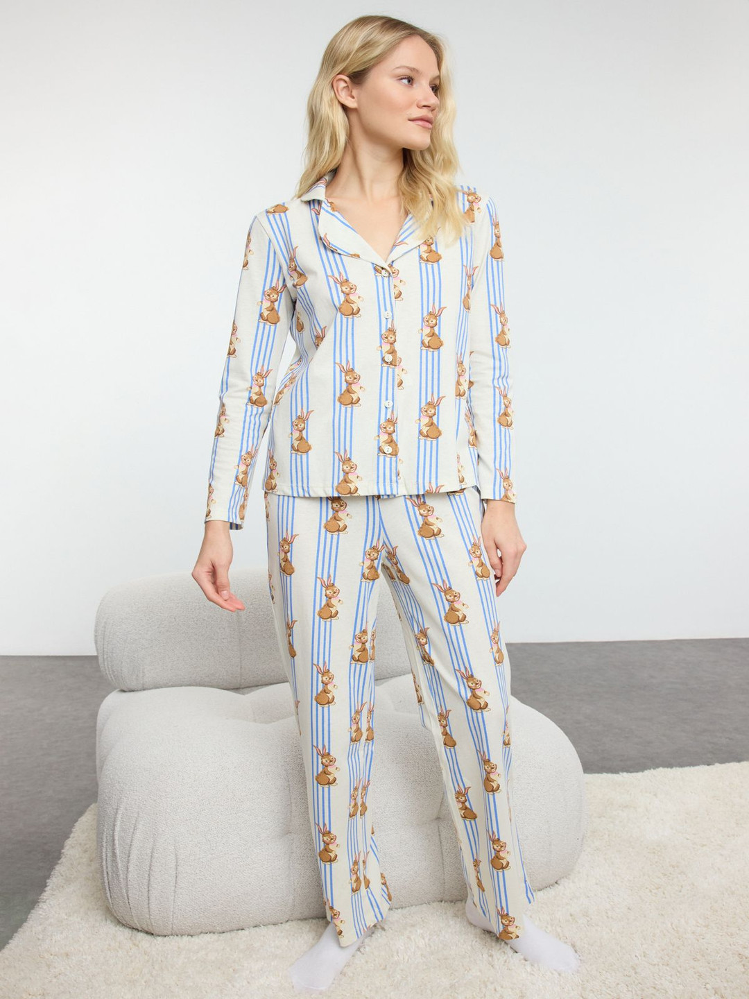 

Trendyol Women Printed Pure Cotton Night suit, Blue