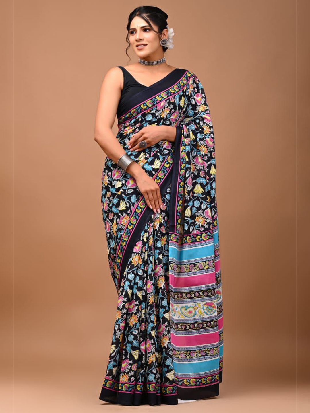 

Pinkcity Trade World Ethnic Motifs Printed Pure Cotton Block Print Saree, Black