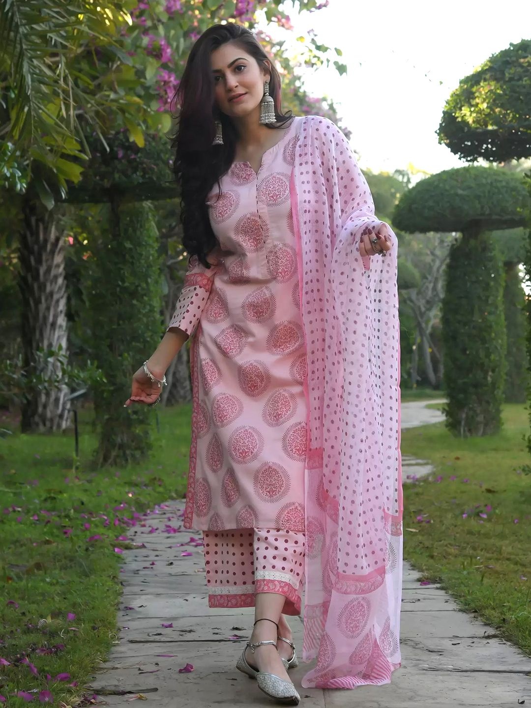 

Moda Rapido Ethnic Motifs Printed Notch Neck Straight Kurta With Palazzo And Dupatta, Pink