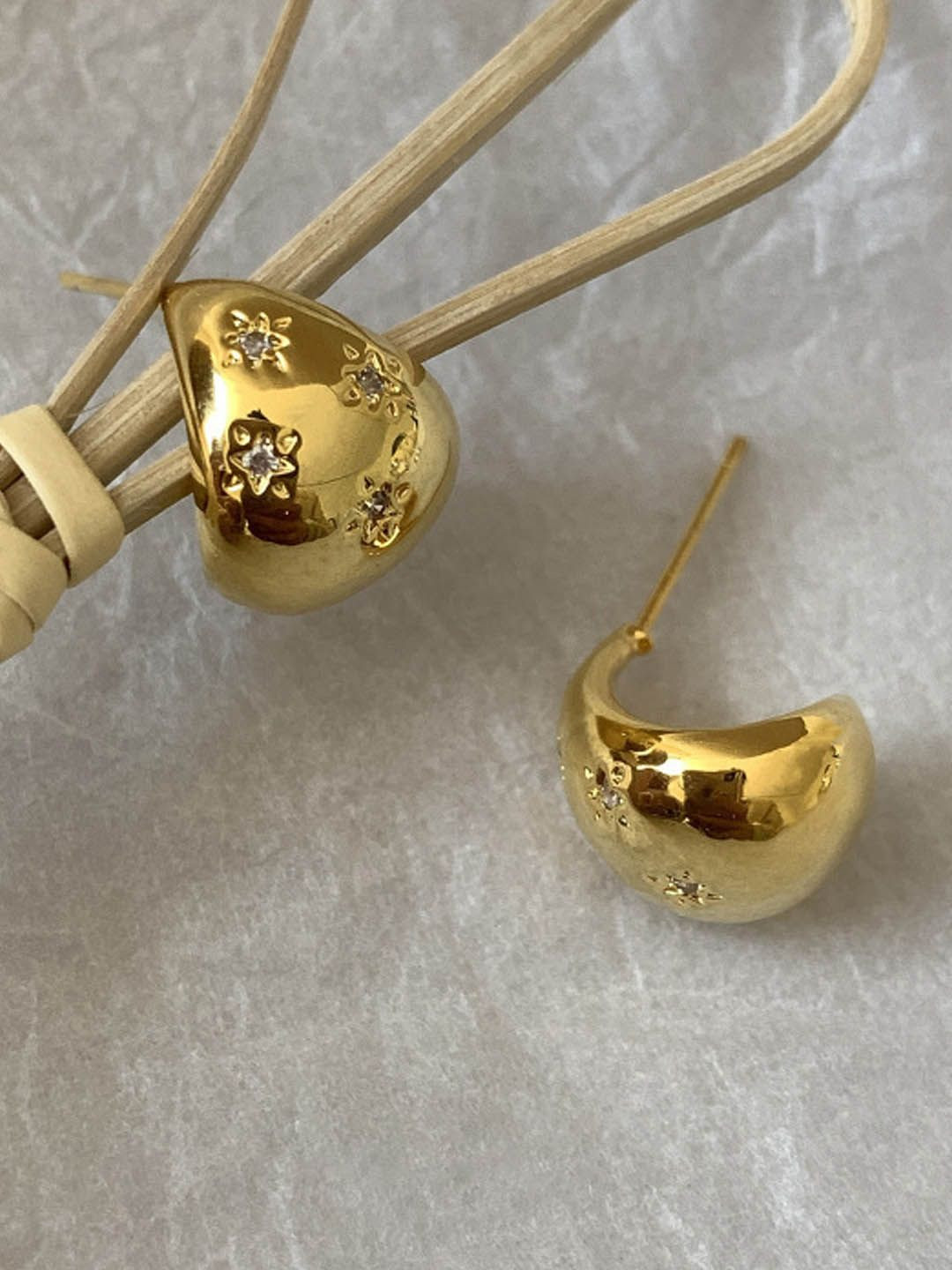 

StyleCast Contemporary Shaped Studs, Gold