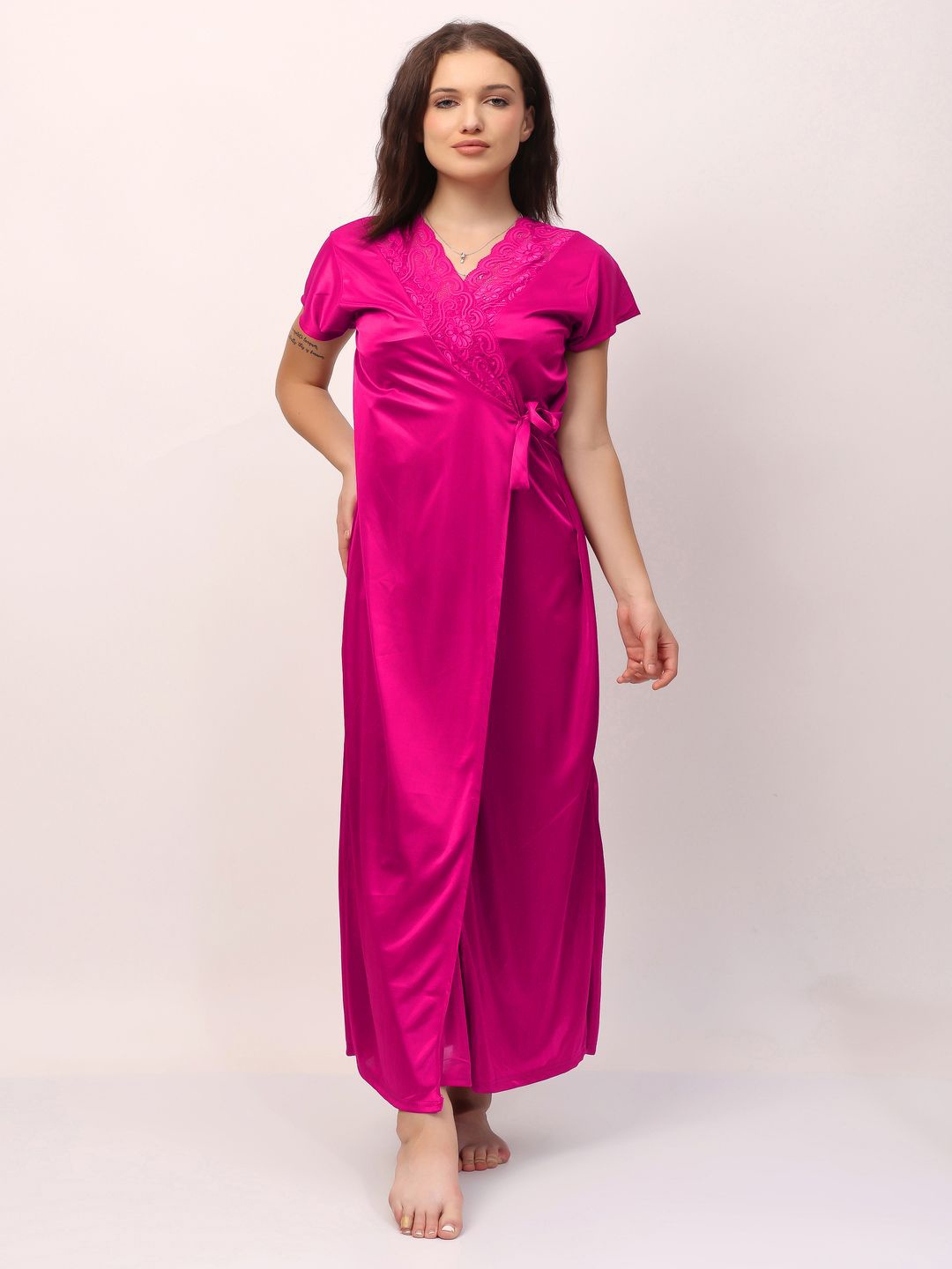 

CHUI MUI Maxi Nightdress, Magenta