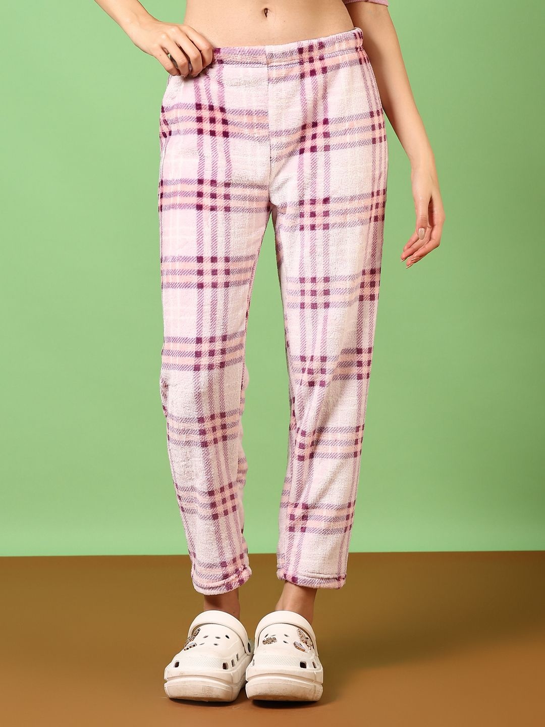 

V-Mart Women Checked Pyjama, Pink