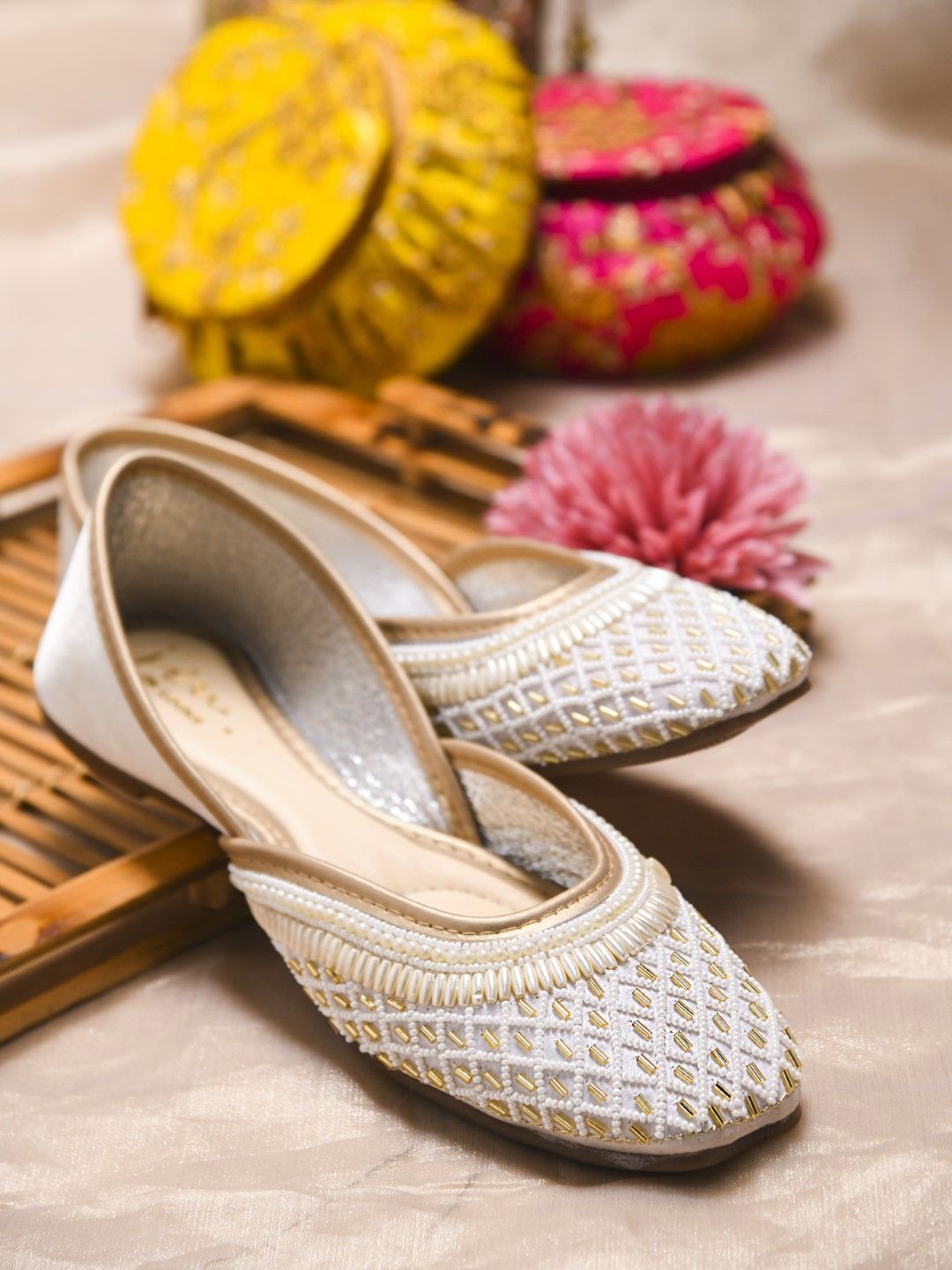 

JM Looks Women Embellished Mojaris Flats, White