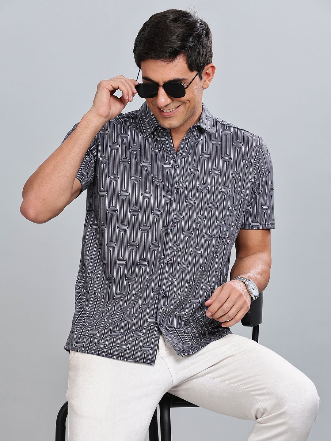 

BULLMER Men Standard Opaque Printed Casual Shirt, Grey