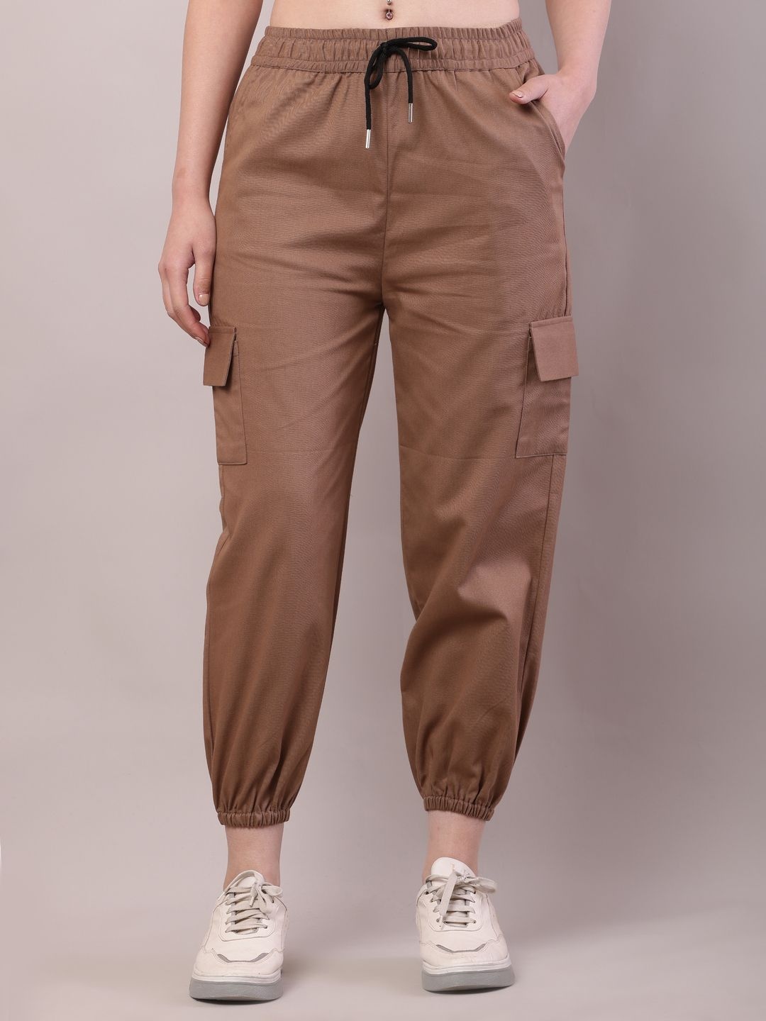 

Sellingsea Women Regular Fit Cargos Trousers, Brown
