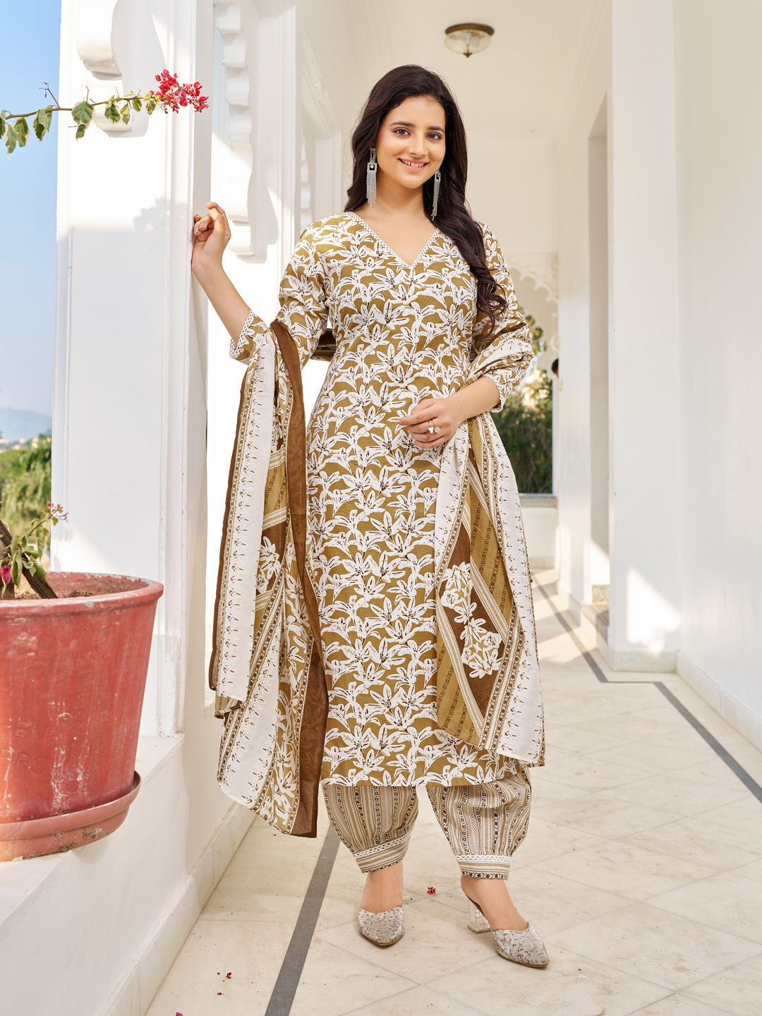 

Moda Rapido Floral Printed V-Neck Straight Kurta With Salwar And Dupatta, Beige