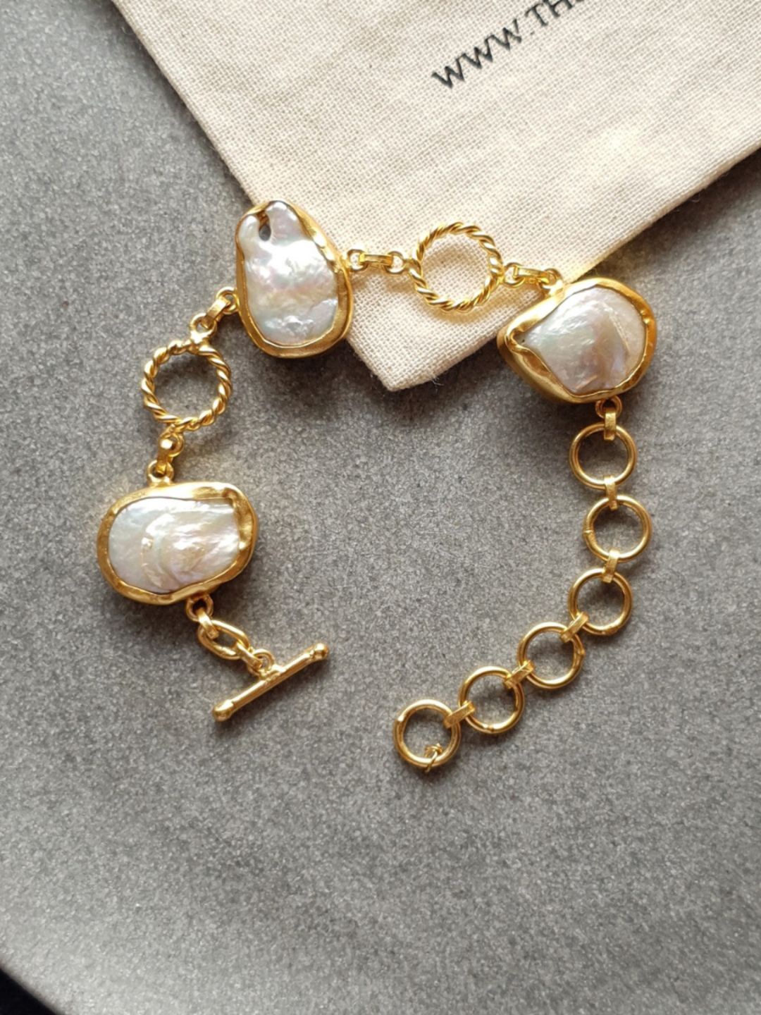 

The Ethereal Store Gold-Plated Baroque Pearls Link Bracelet