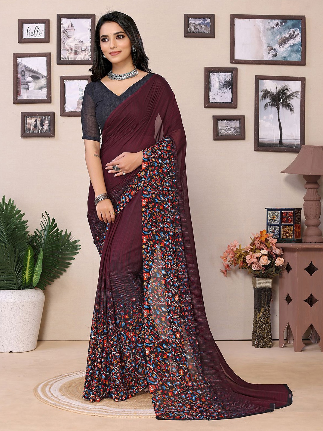 

Moda Rapido Floral Printed Saree With Unstiched Blouse Piece, Maroon