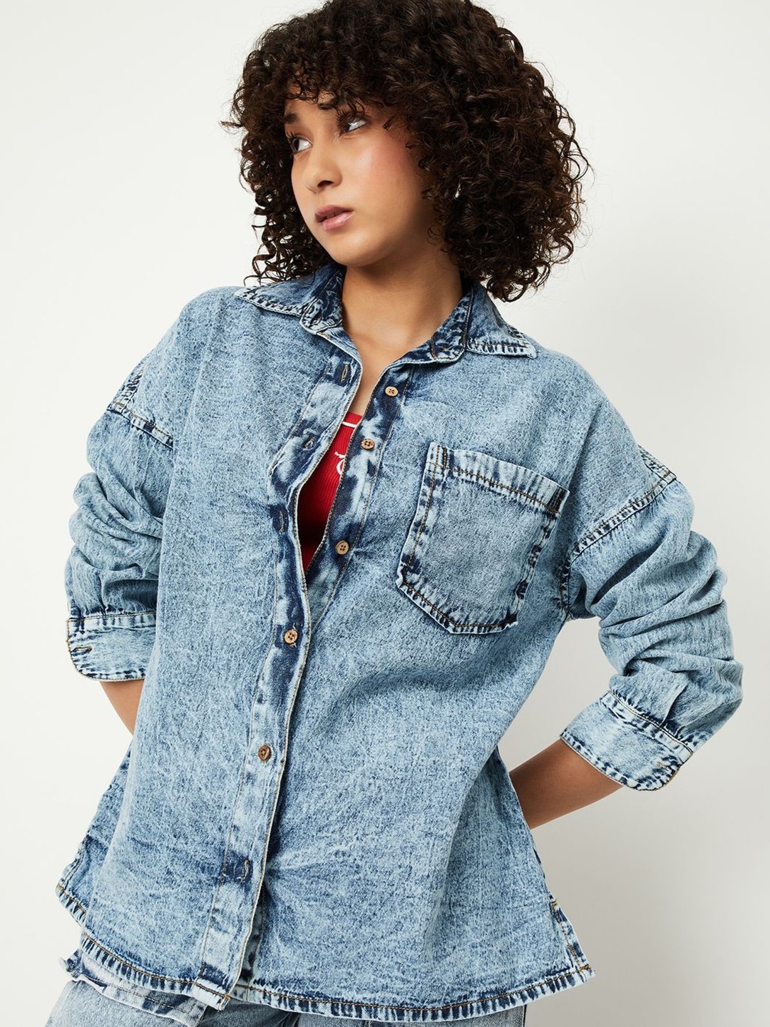 

max Women Oversized Fit Spread Collar Faded Cotton Casual Shirt, Blue