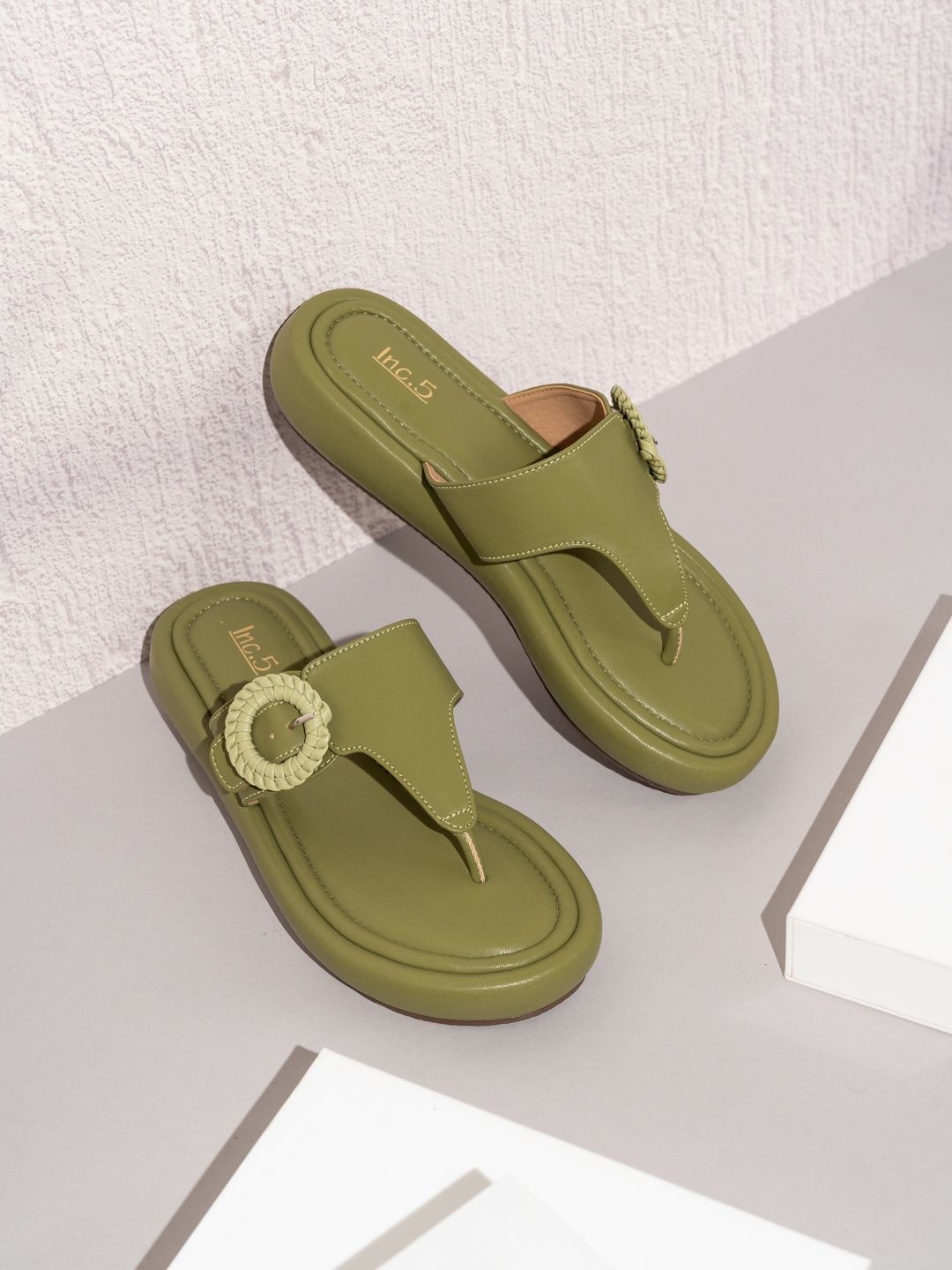 

Inc 5 Women Flatform Sandals, Green