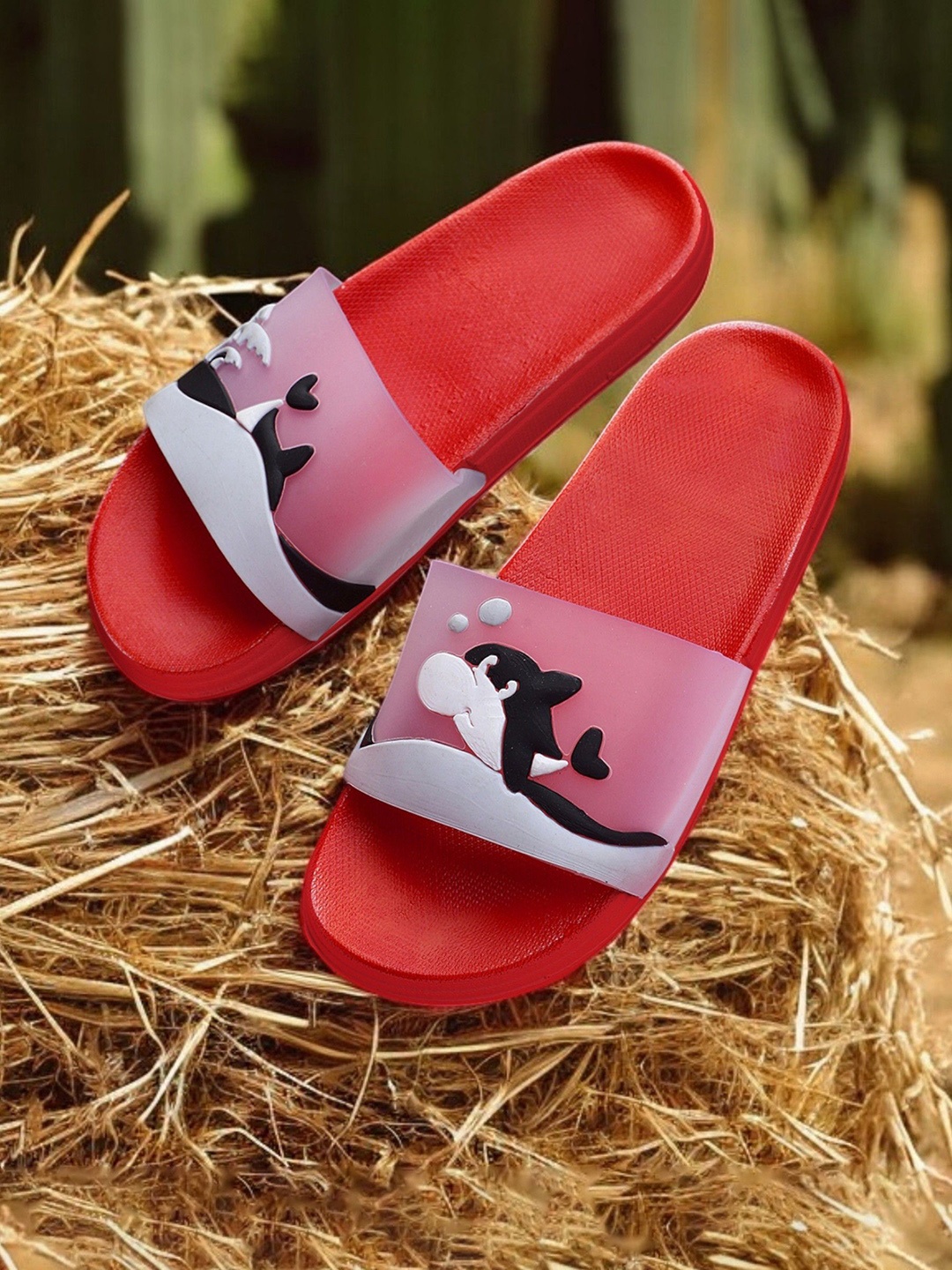 

KAPYANSH Women Rubber Sliders, Red