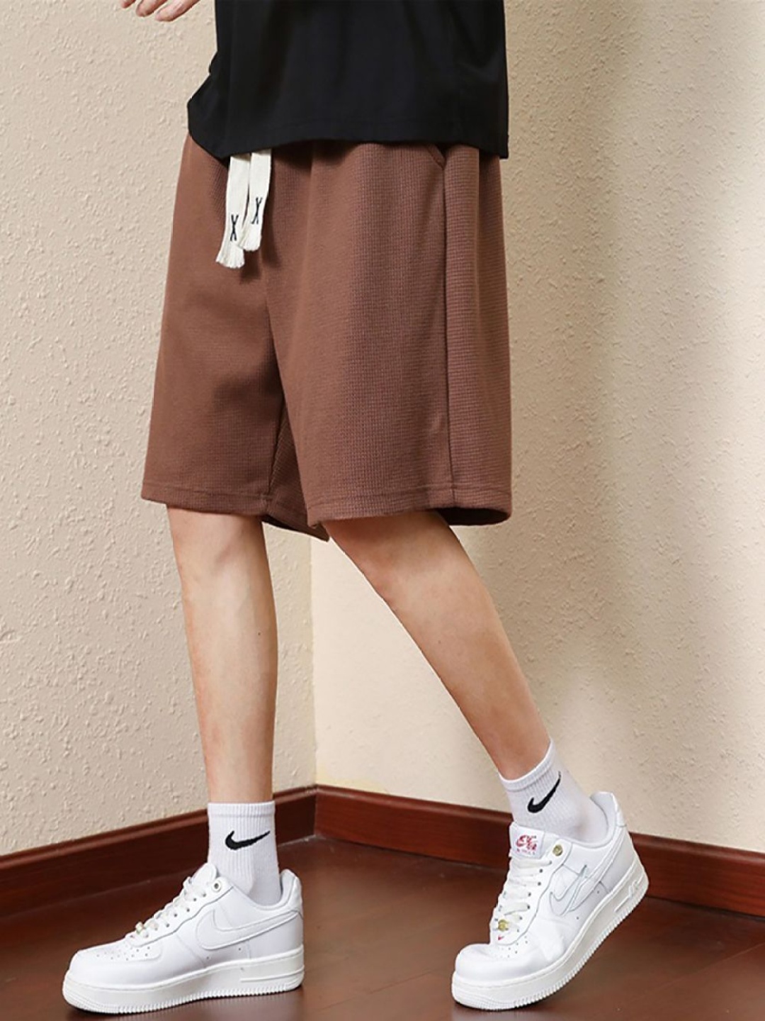 

StyleCast x Revolte Men Shorts, Coffee brown