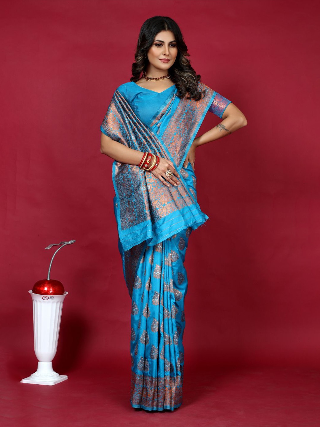 

amirat Woven Design Zari Pure Silk Banarasi Saree, Turquoise blue