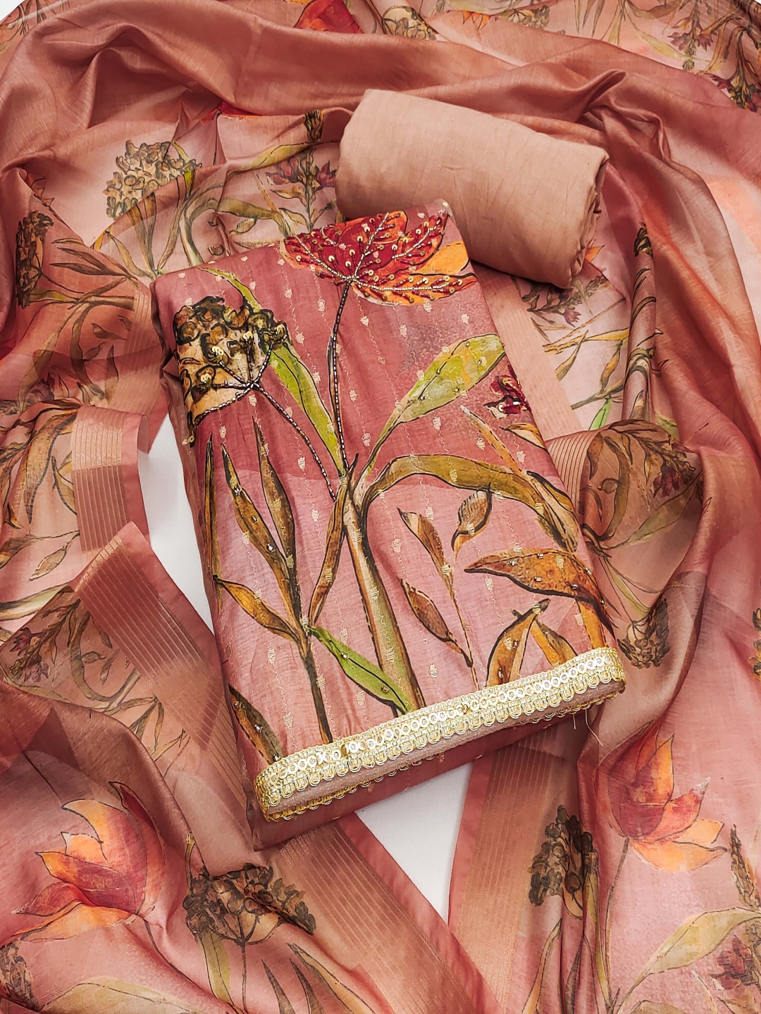 

Maroosh Floral Printed Unstitched Dress Material, Peach