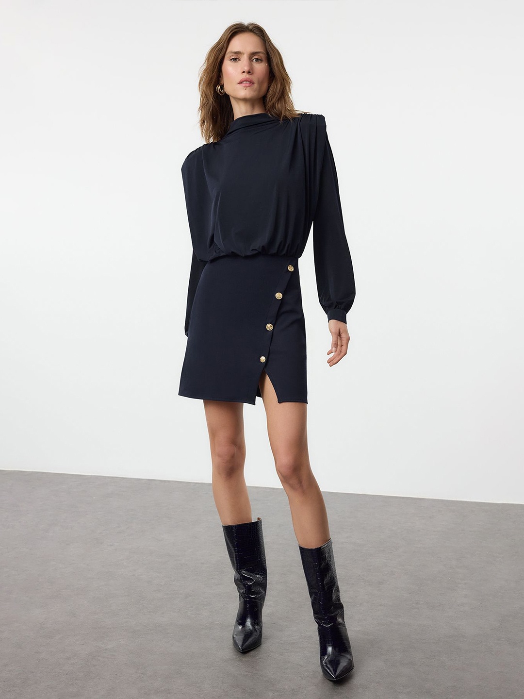 

Trendyol Lacivert Sheath Cuffed Sleeves Dress, Black
