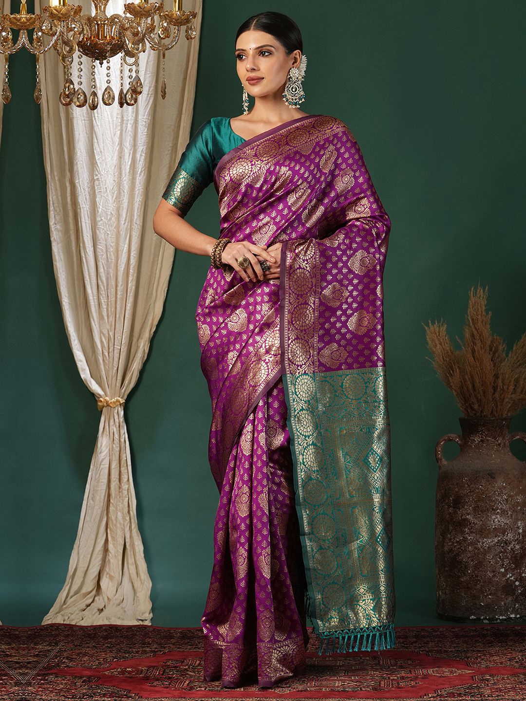 

KALINI Ethnic Motifs Woven Design Zari Banarasi Saree, Purple