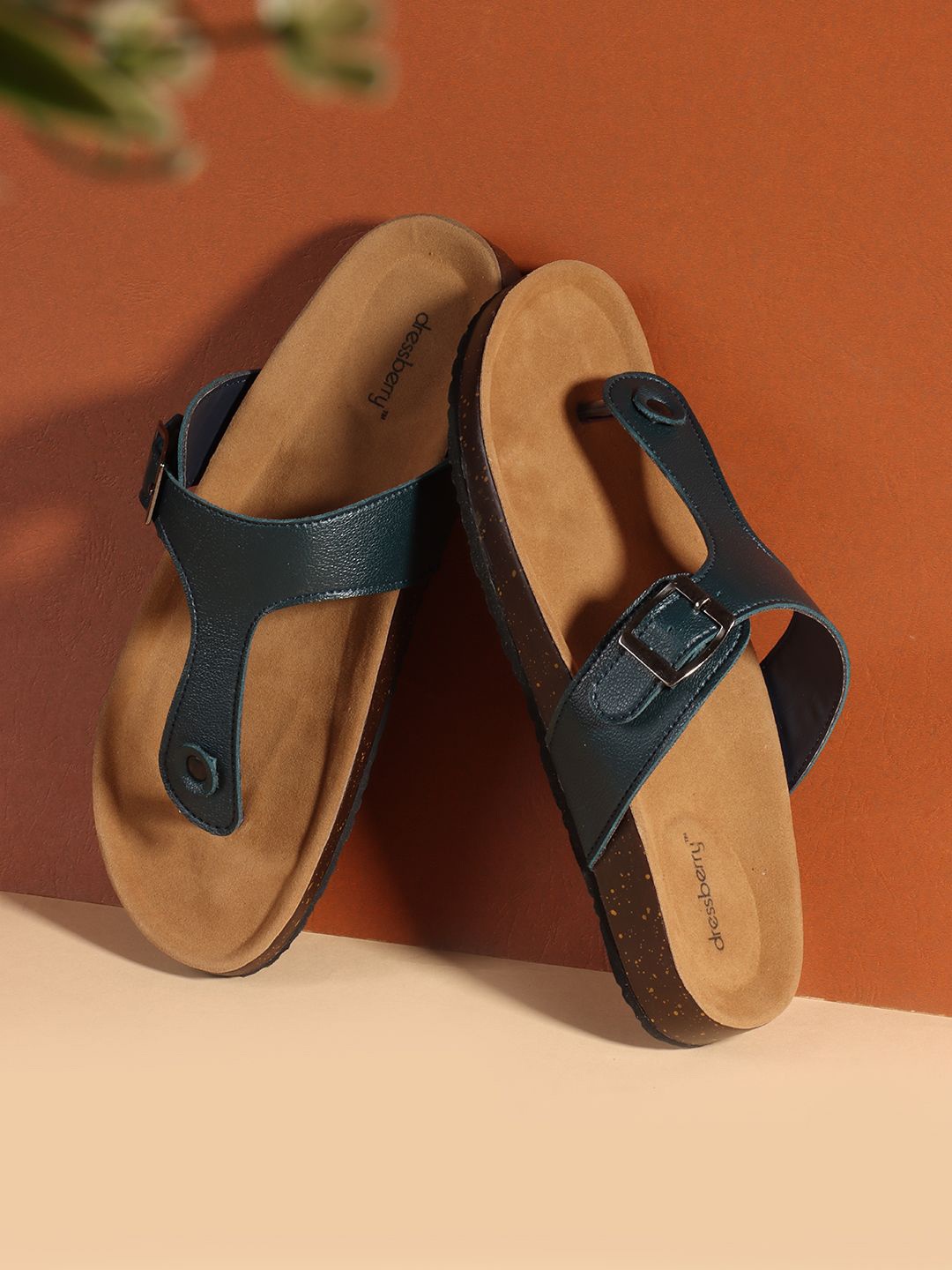 

DressBerry Women Open Toe Flats with Buckles, Navy blue