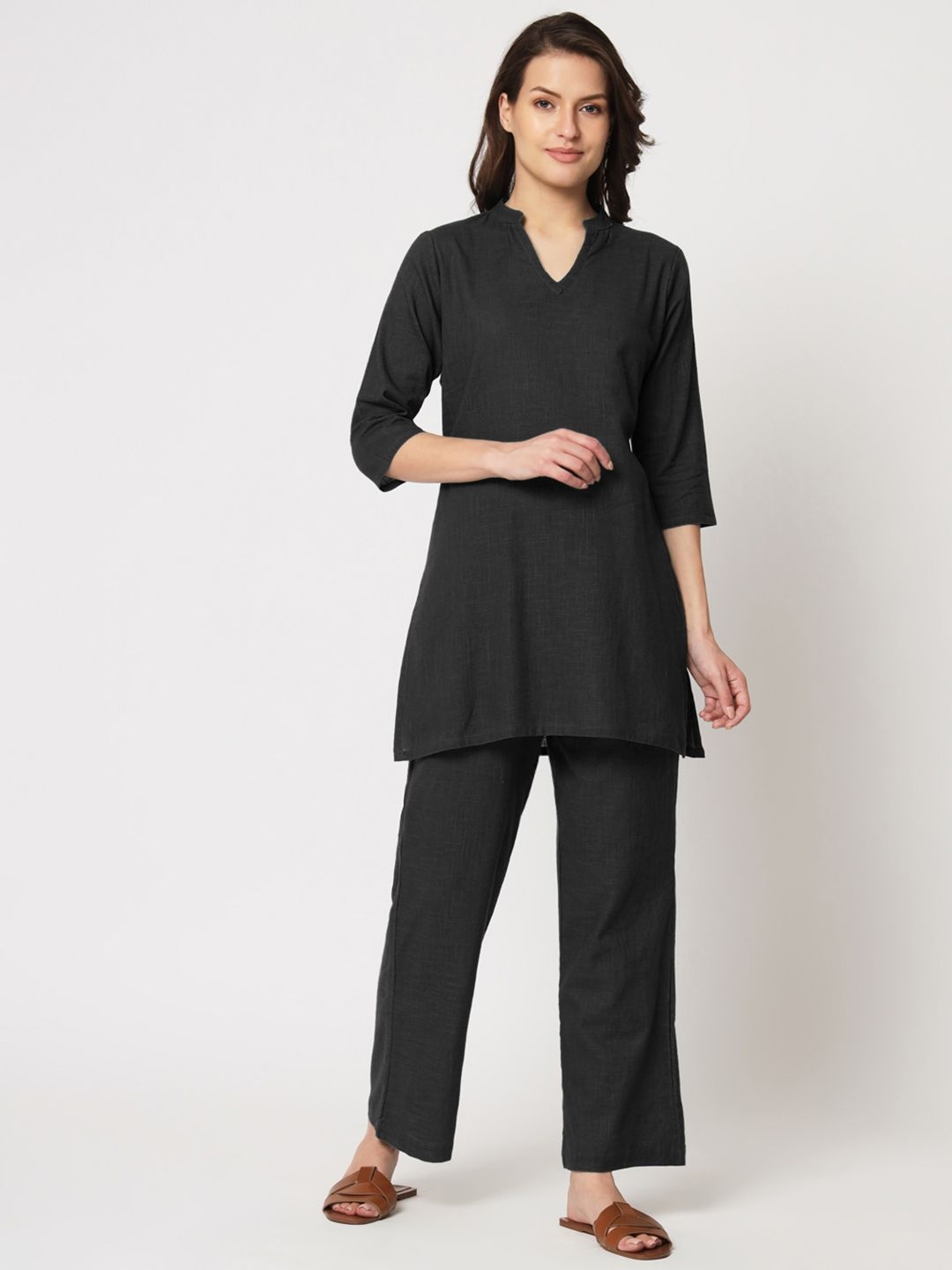

Thevasa Mandarin Collar Pure Cotton Tunic With Trousers, Black