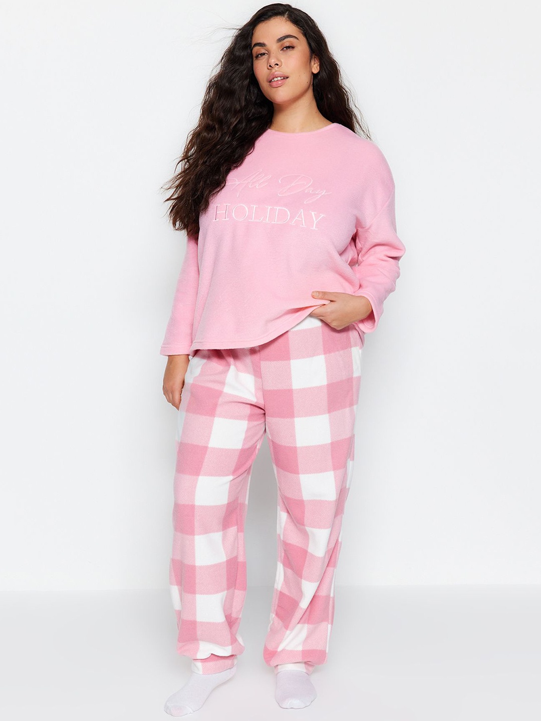 

Trendyol Printed Round Neck Night Suits, Pink