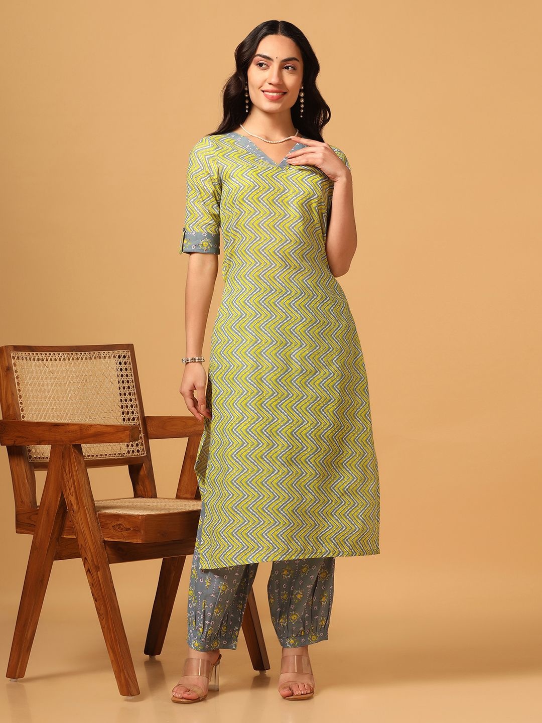 

Moda Rapido Floral Printed V-Neck Straight Kurta With Trouser, Yellow