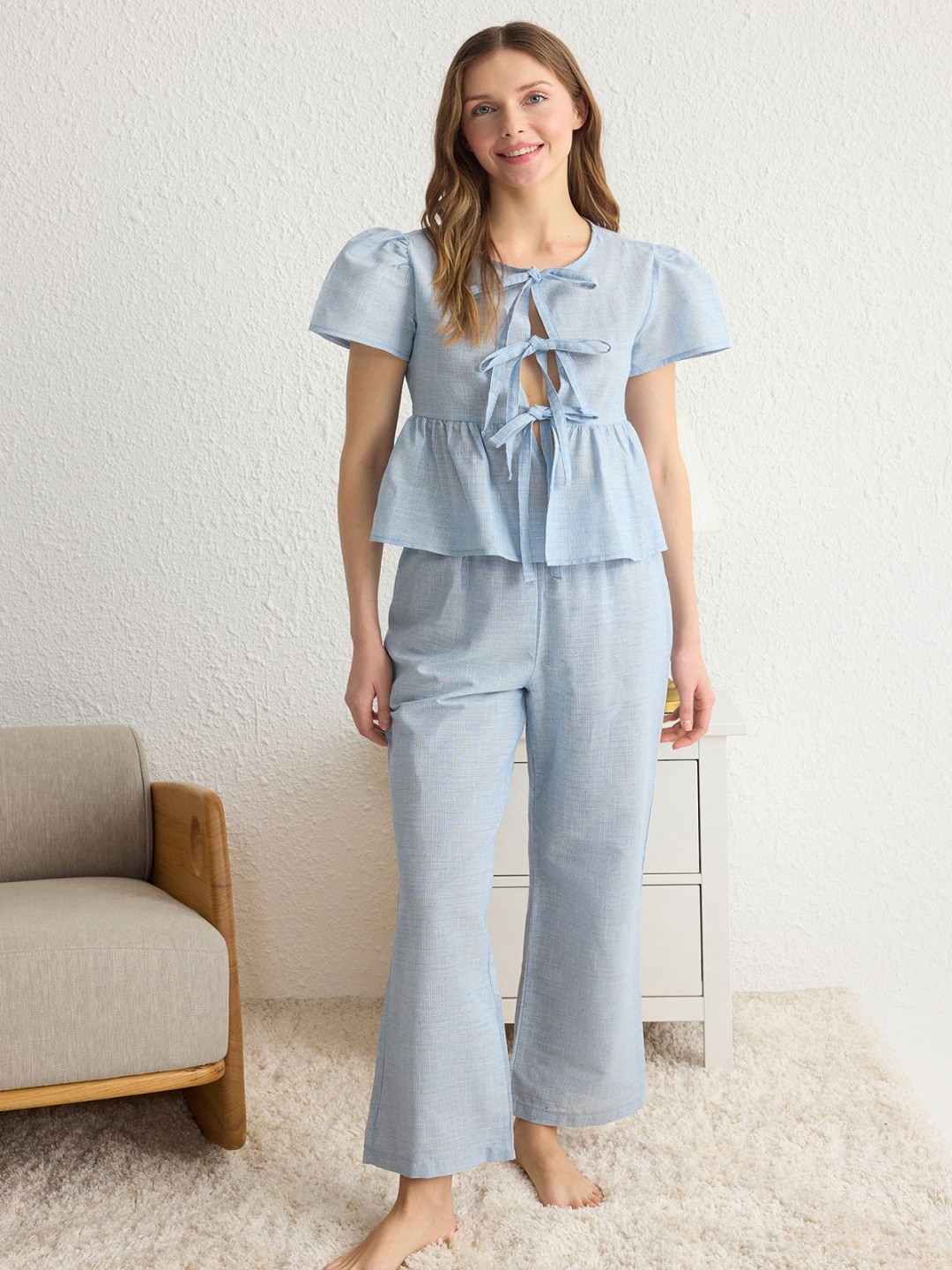 

Trendyol Women Tie-Up Neck Pure Cotton Night suit, Blue