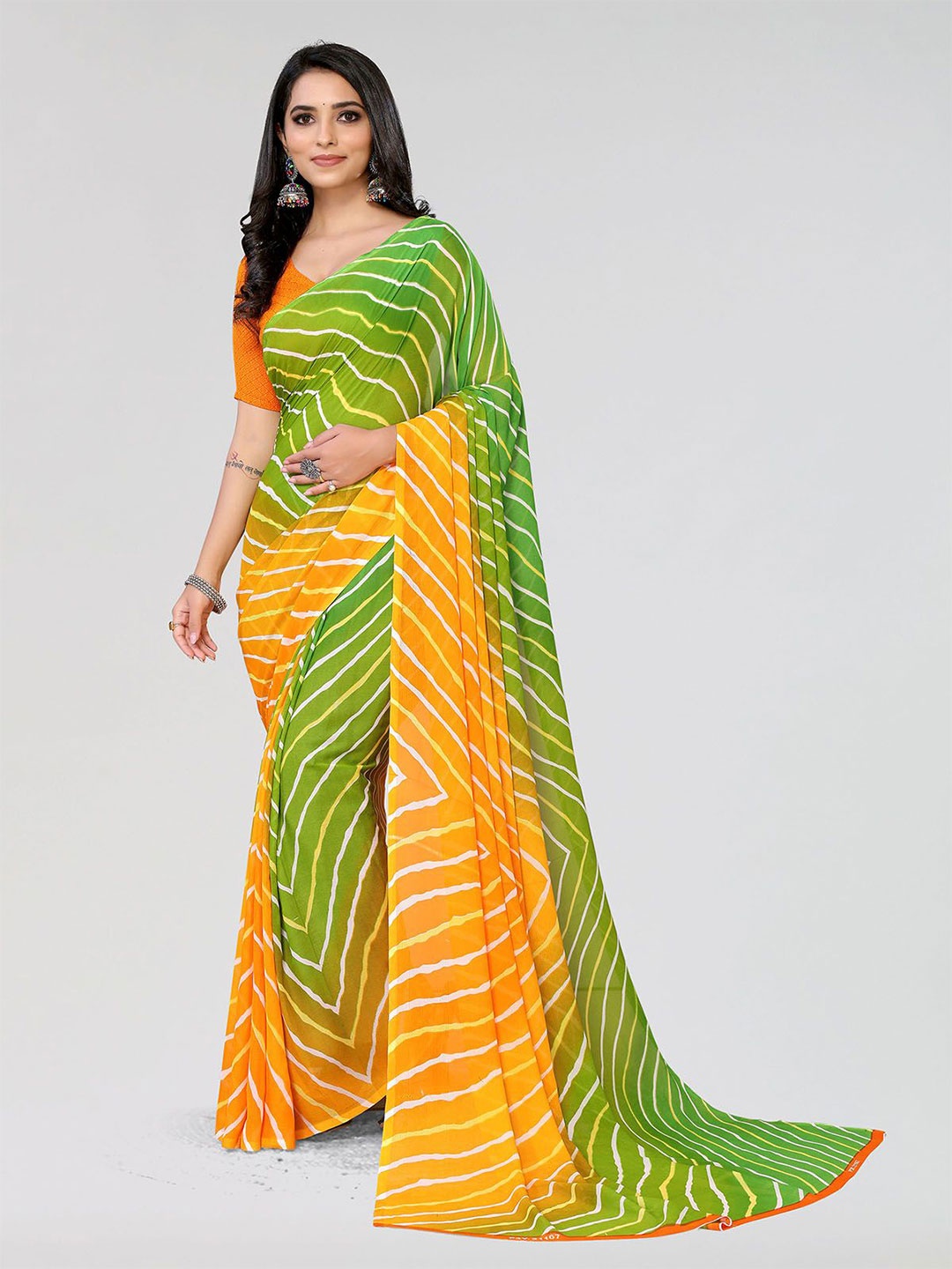 

Moda Rapido Leheriya Printed Saree, Yellow
