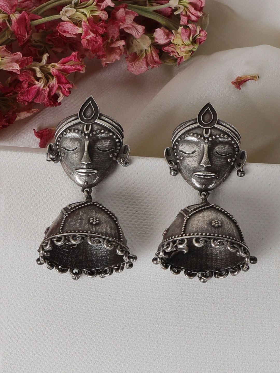 

Saagah German Silver Krishna Face Motif Artificial Beaded Contemporary Drop Earrings