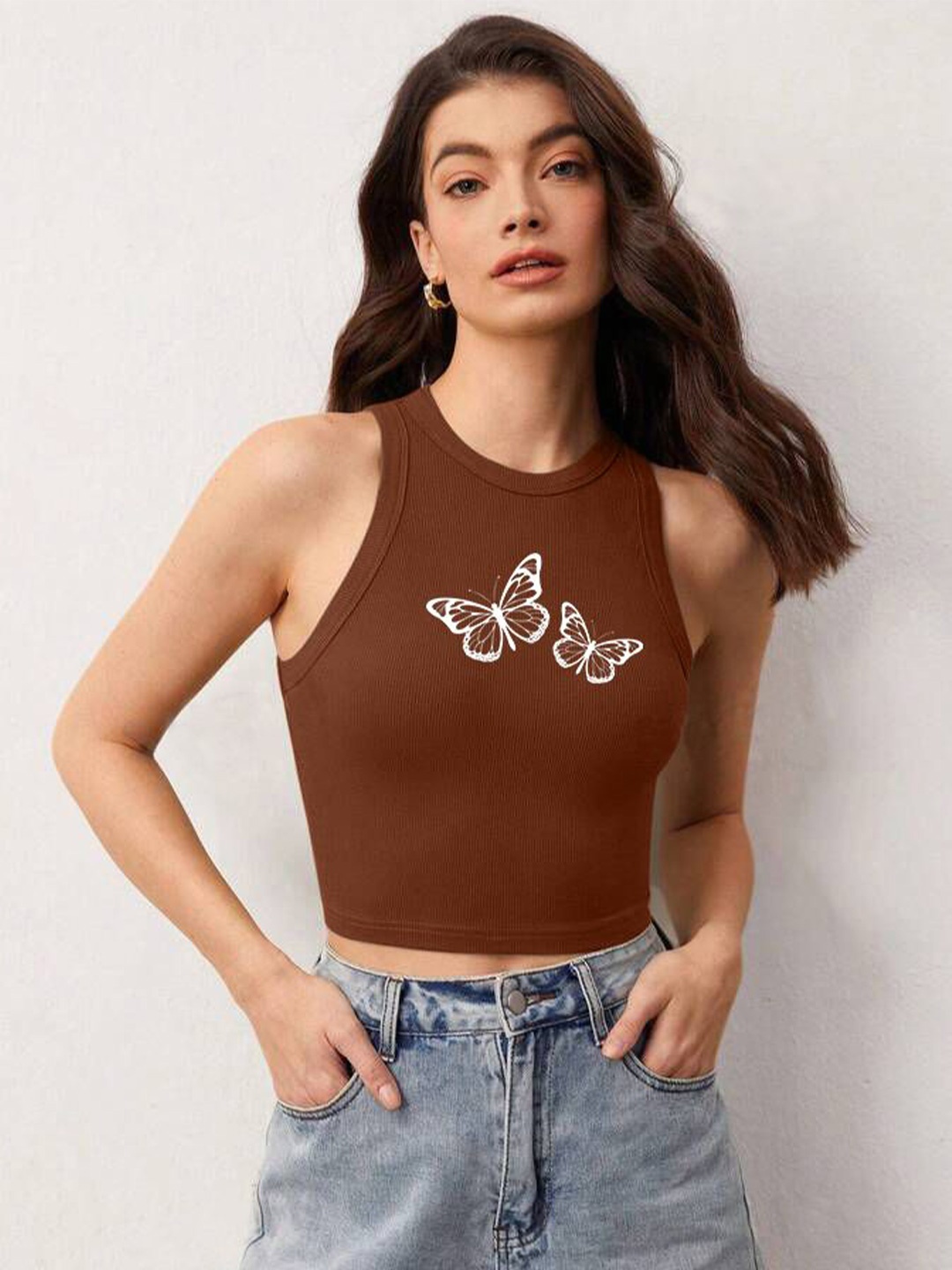 

The Roadster Lifestyle Co Printed Sleeveless Stretchable Crop Top, Brown