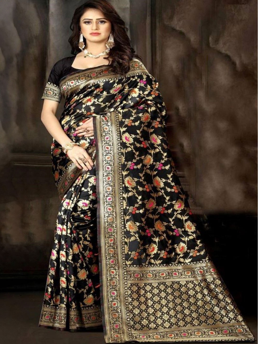 

F FASHION Woven Design Banarasi Saree, Black
