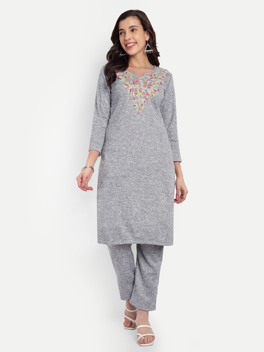

FNOCKS Embroidered Notch Neck Tunic With Trousers, Grey