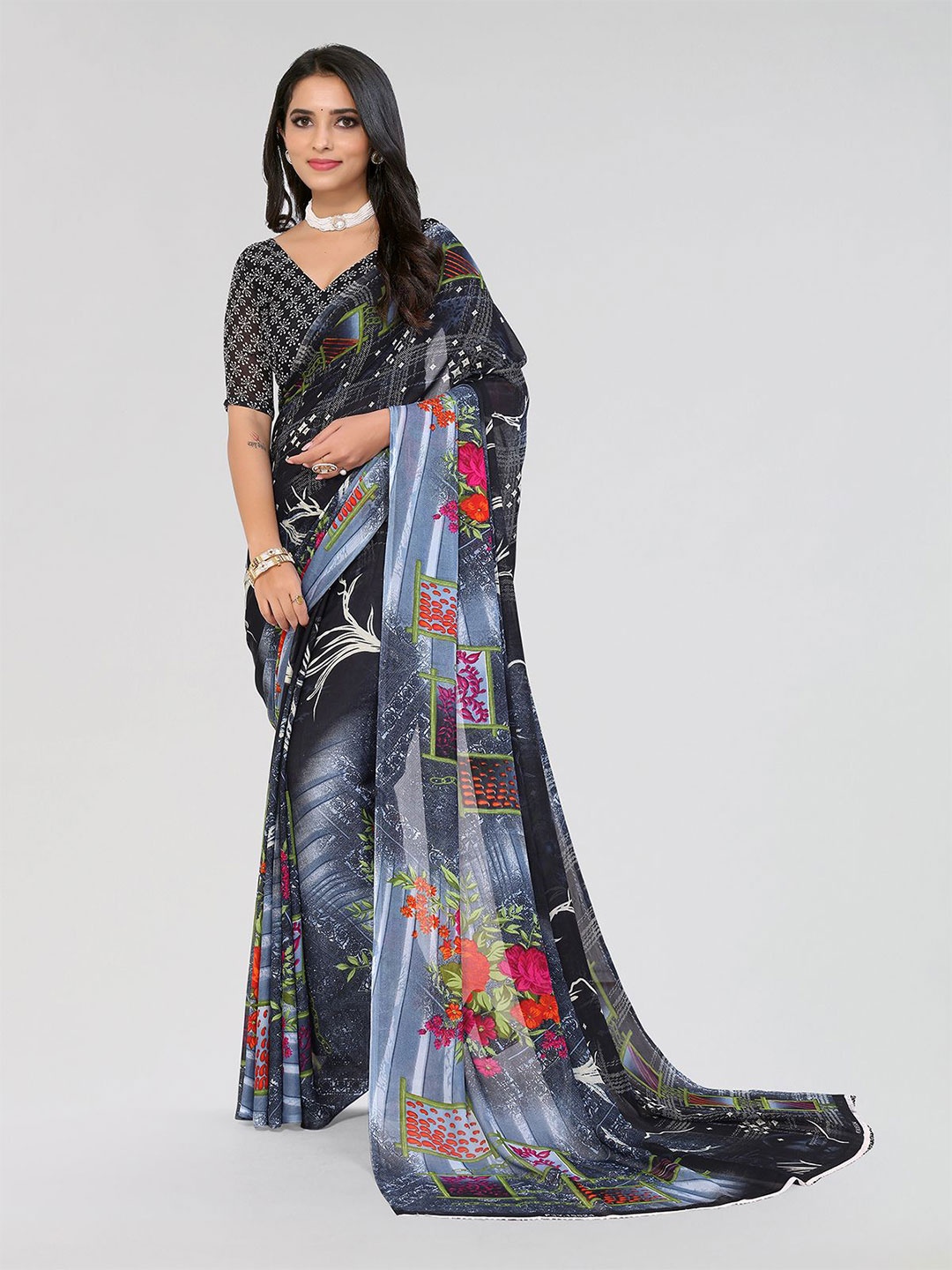 

Moda Rapido Floral Printed Saree, Grey