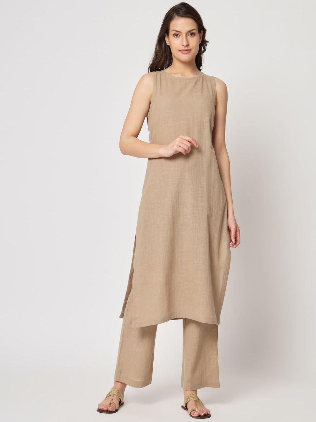 

Thevasa Pure Cotton Round Neck Sleeveless Straight Tunic With Trouser, Beige