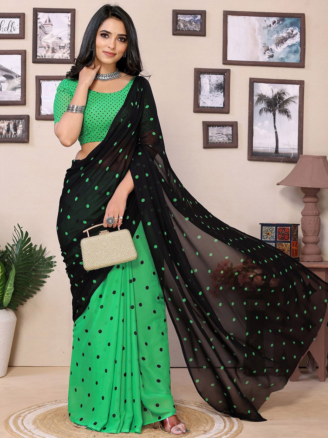 

Moda Rapido Polka Dot Printed Saree, Green